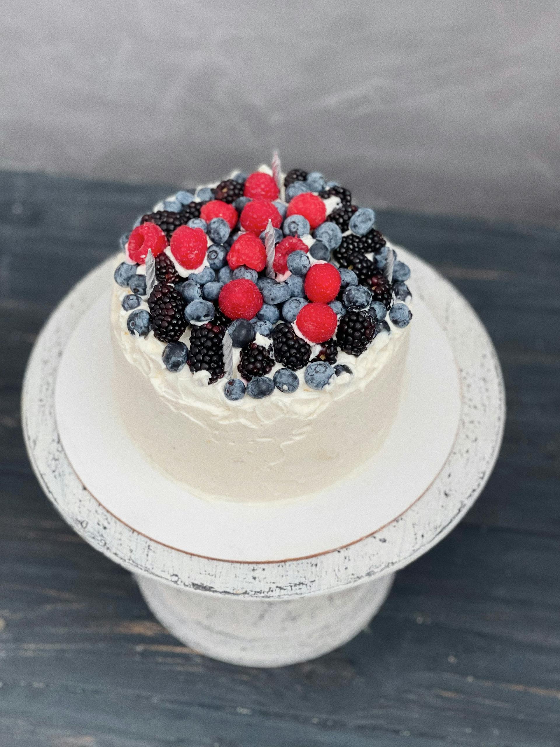 Книжный торт